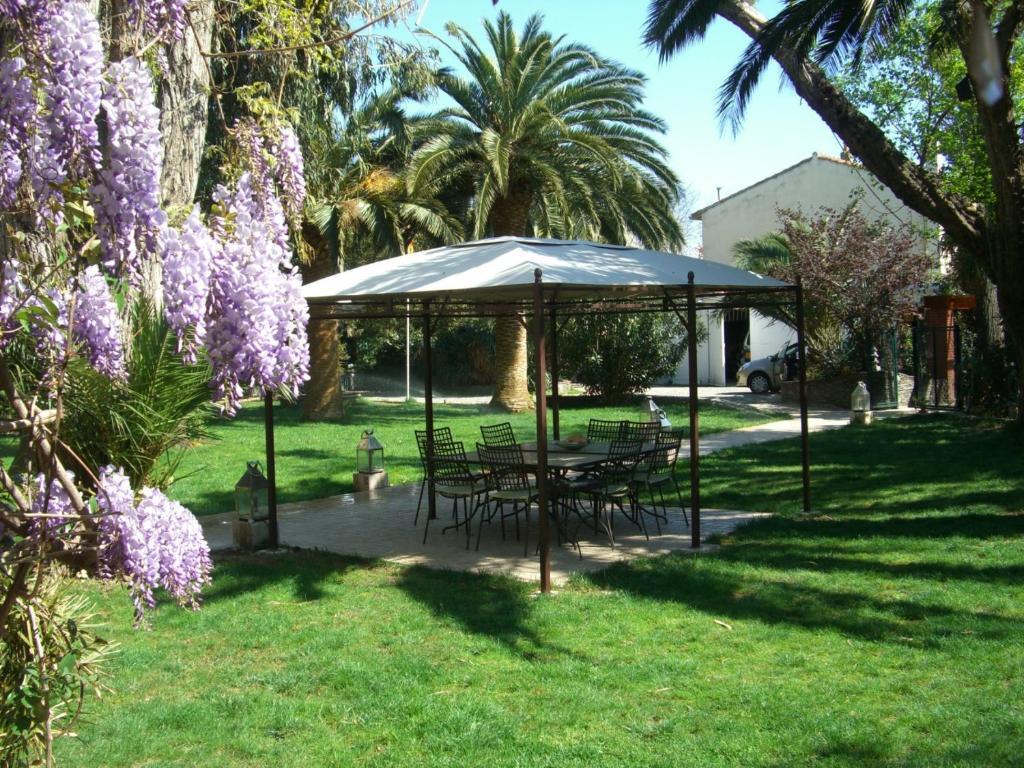 Domaine Saint Nicolas Bed & Breakfast Perpignan Exterior photo