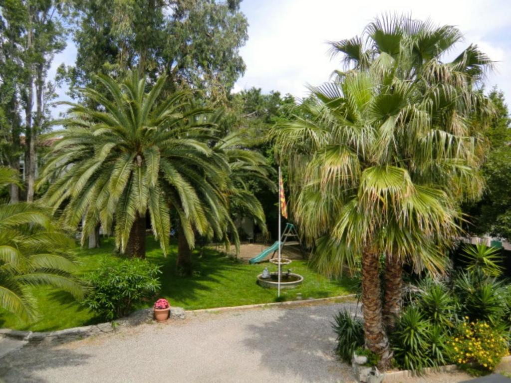 Domaine Saint Nicolas Bed & Breakfast Perpignan Exterior photo